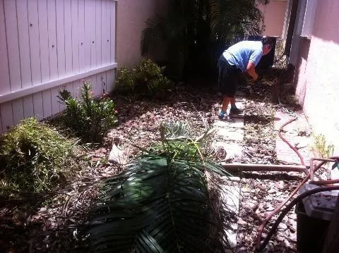 Local garden landscaping experts serving Loxahatchee, FL - Acosta's Tree Services and Lawn Maintenance