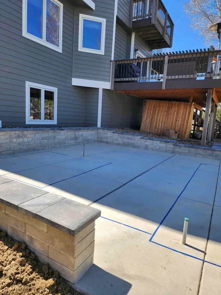 Top-rated landscaping services for residential properties in Pinecrest, FL by Acres Care