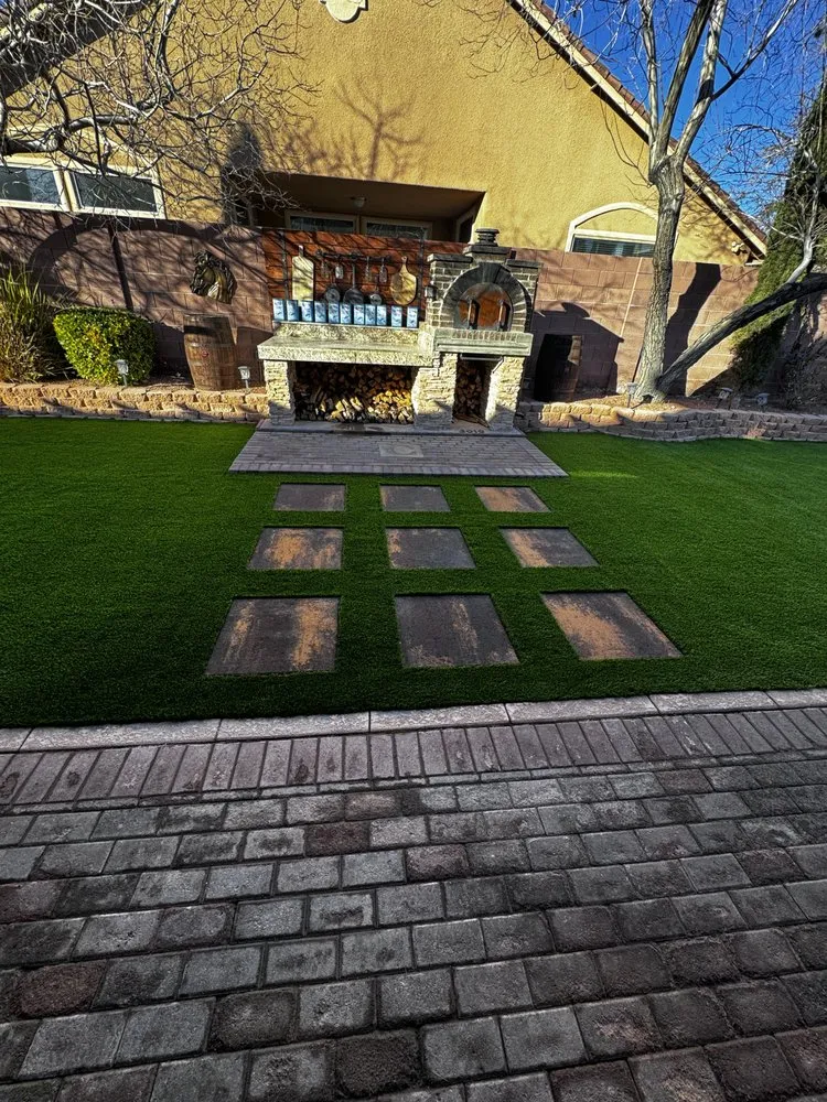 Professional residential landscaping experts serving Las Vegas, NV - Acrew Landscape