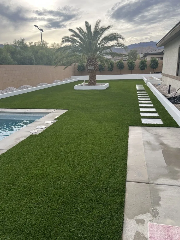 Custom lawn care service in Las Vegas, NV - Acrew Landscape