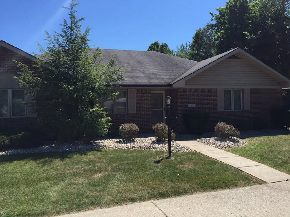 Custom yard maintenance in Anderson, IN - AC's LawnCare