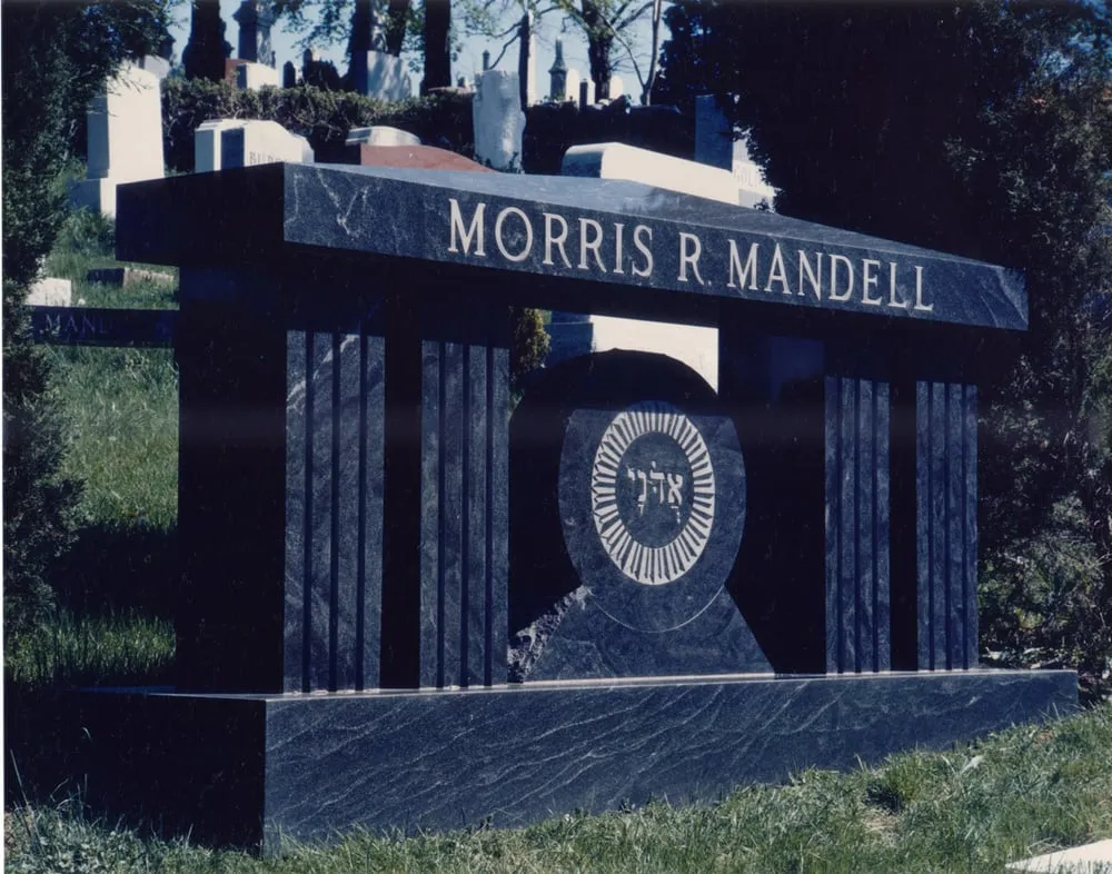 Affordable garden landscaping with custom design in Cincinnati, OH by Acsent