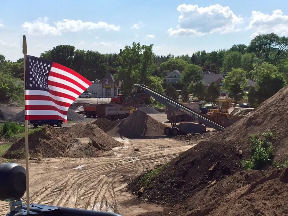 Expert yard cleanup service experts serving Minoa, NY - Action Top Soil