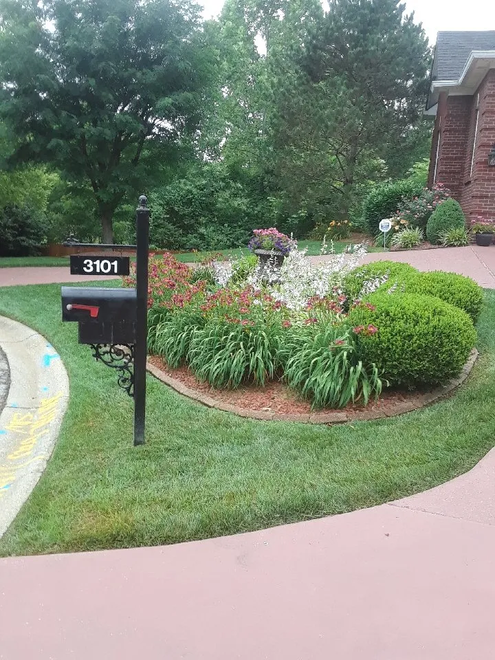 Top-rated landscape installation in Louisville, KY - Act's 2 & 38 Lawn Care
