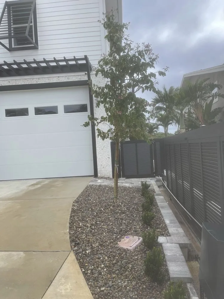 Custom yard maintenance experts serving St. Petersburg, FL - ACW Landscape Lawn & Tree