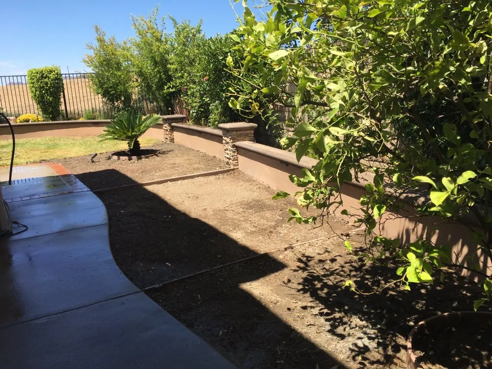 Expert yard maintenance in Santa Clarita, CA - AD Landscape & Construction
