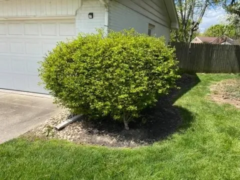 Custom garden landscaping in Liberty Township, OH by A&D Landscaping