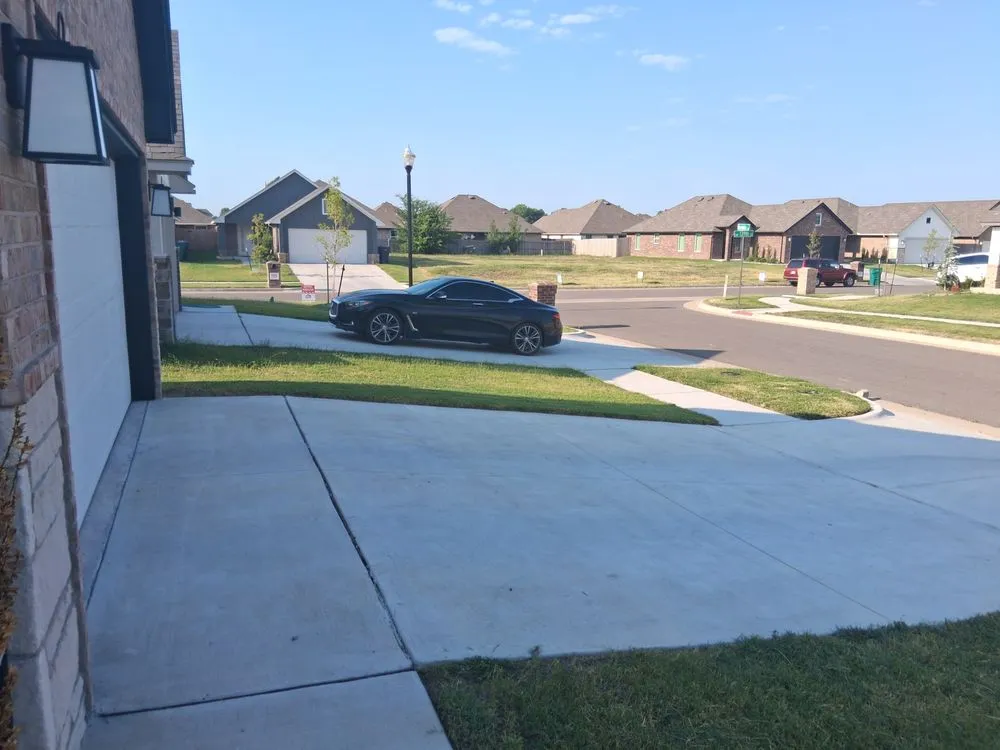 Local lawn mowing service in Oklahoma City, OK by A&D Lawn Care