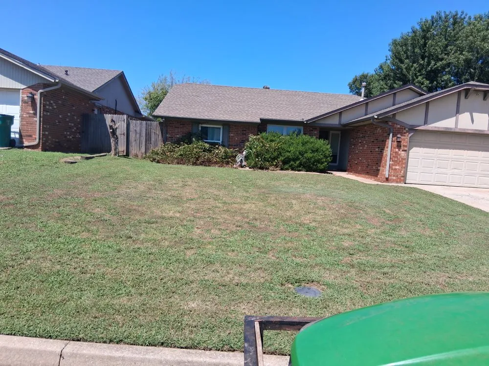 Reliable yard cleanup service experts serving Oklahoma City, OK - A&D Lawn Care