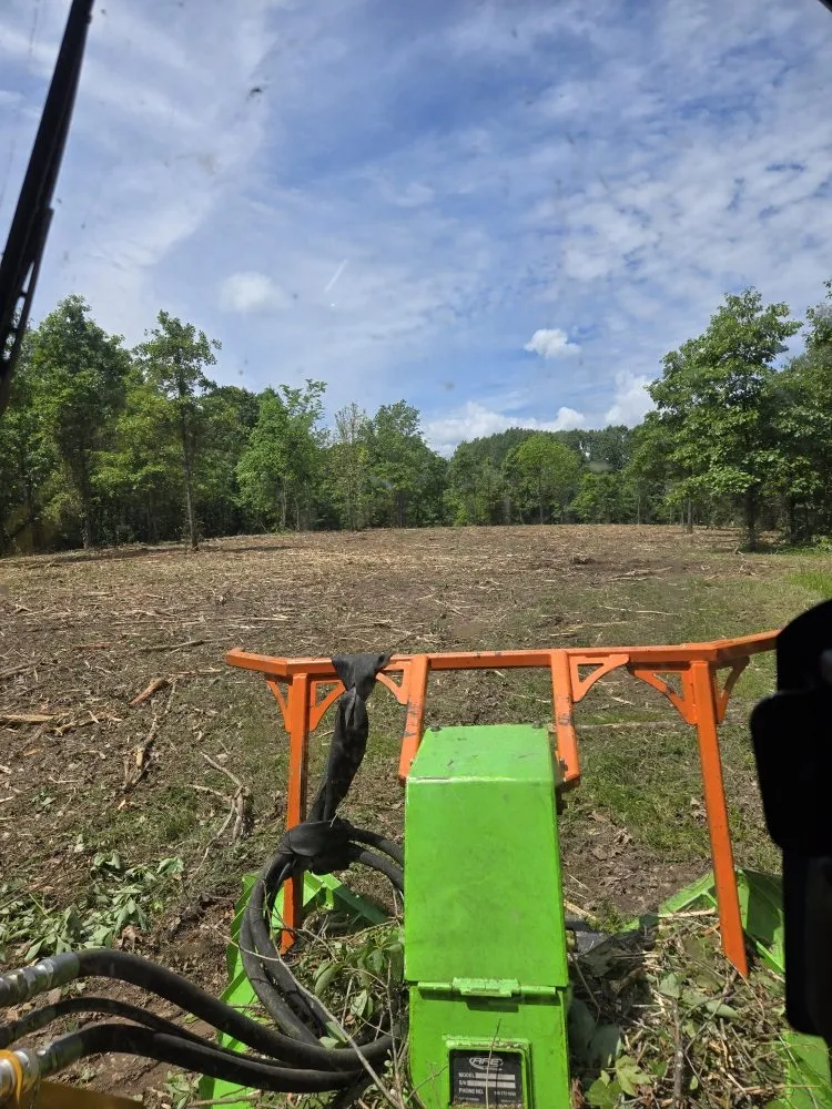 Custom lawn mowing service in Reeds Spring, MO by Adam Rager Decorative Landscaping