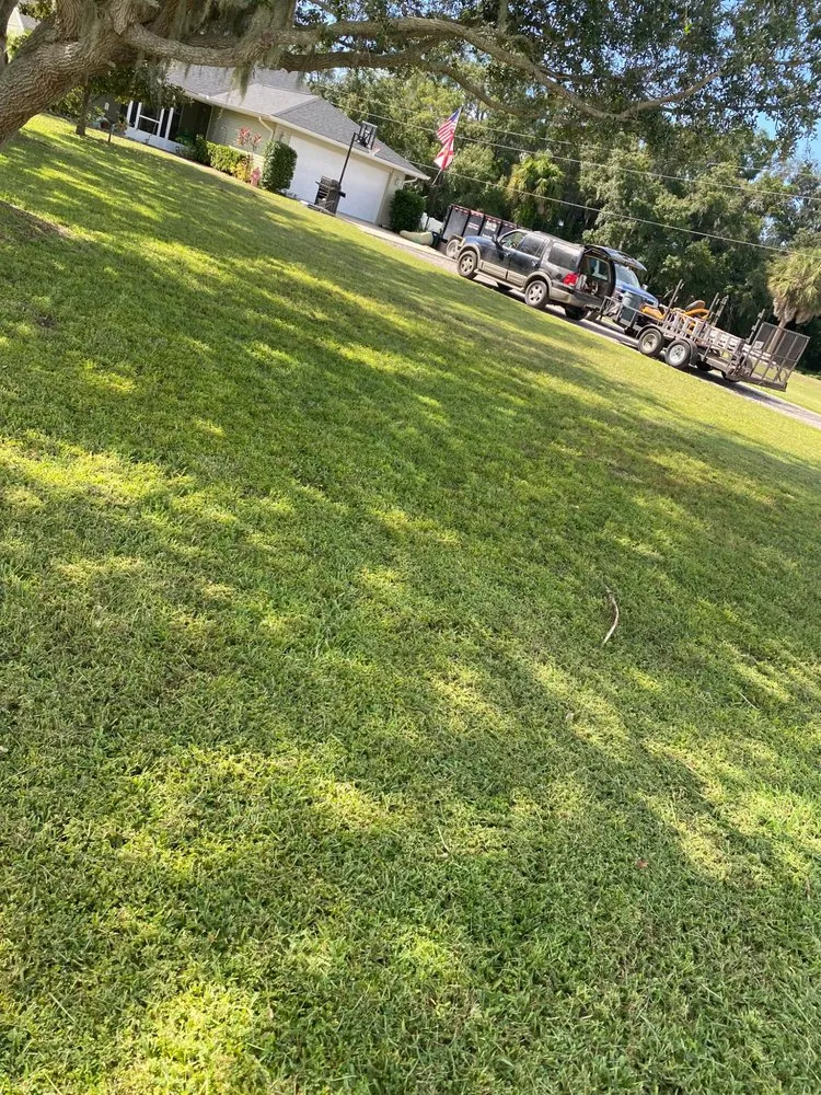 Local lawn mowing service near you in Palmetto, FL by Adame Landscaping