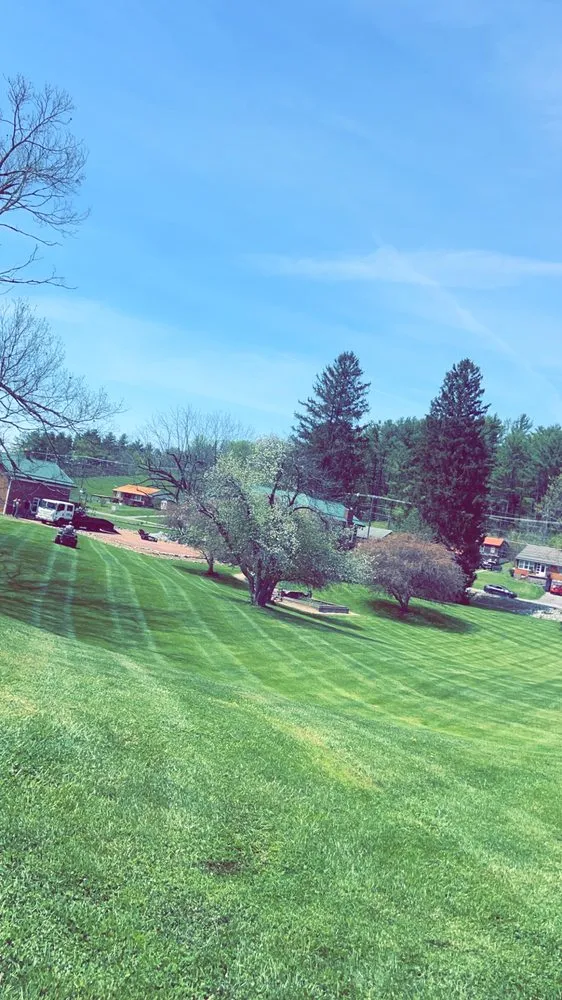 Local lawn mowing service in North Tazewell, VA - Adam's Land Improvements