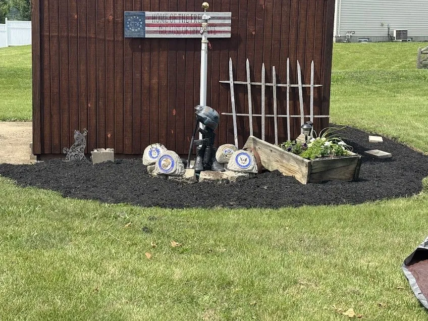 Custom residential landscaping experts serving Cincinnati, OH - Adam’s Lawn Care and Landscaping