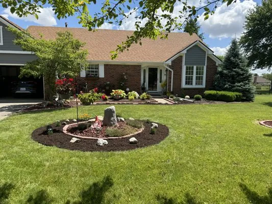 Adams Lawn Care Logo