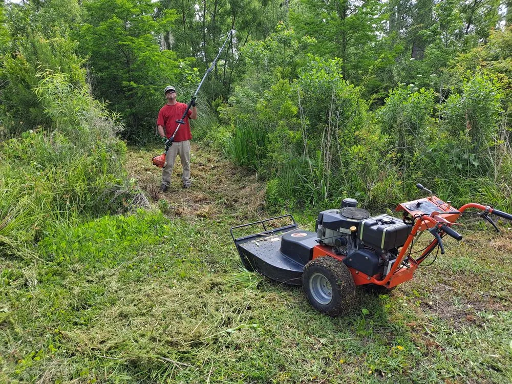 Top-rated landscaping services in Leland, NC by Adams Property Care