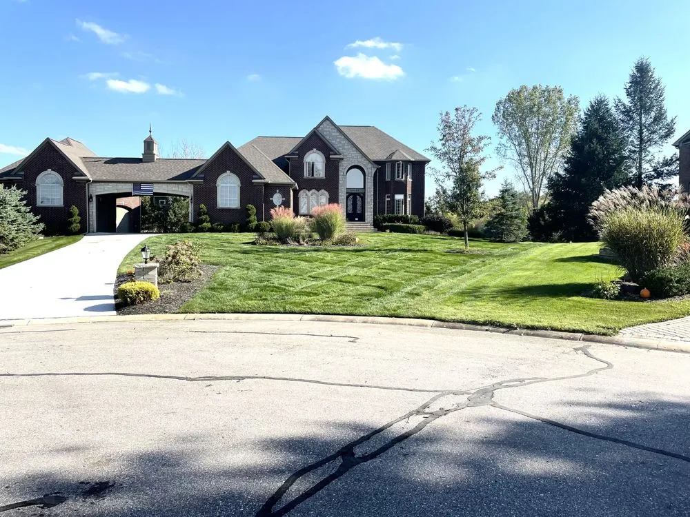 Top-rated residential landscaping for beautiful yards across Sterling Heights, MI - Adams Property Management Services