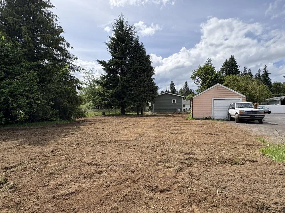 Custom lawn care service in Longview, WA - Adam's Tractor Work