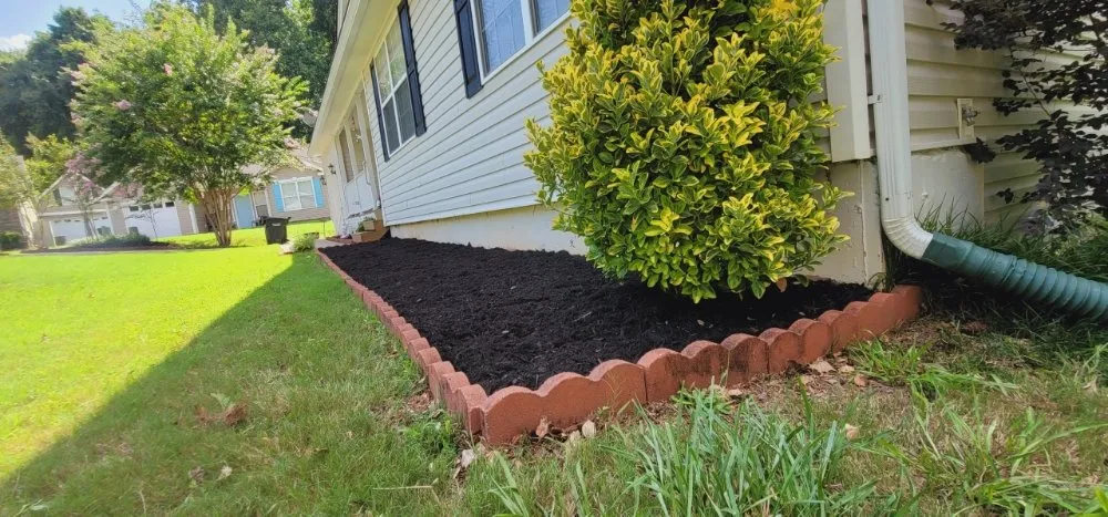 Affordable garden landscaping in Simpsonville, SC - Adam's Yardscapes