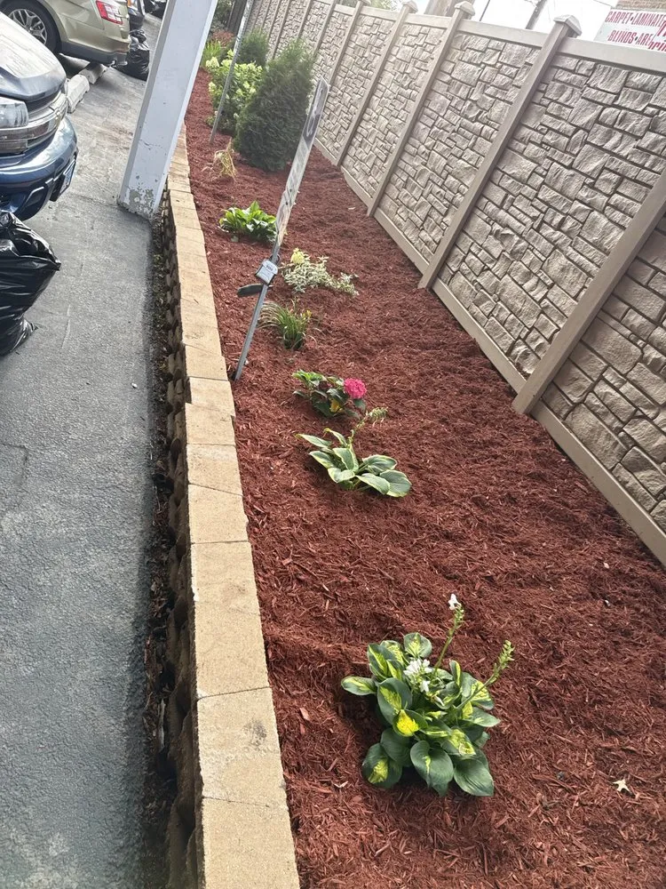 Professional outdoor landscaping in Homewood, IL by Adans Landscaping 11