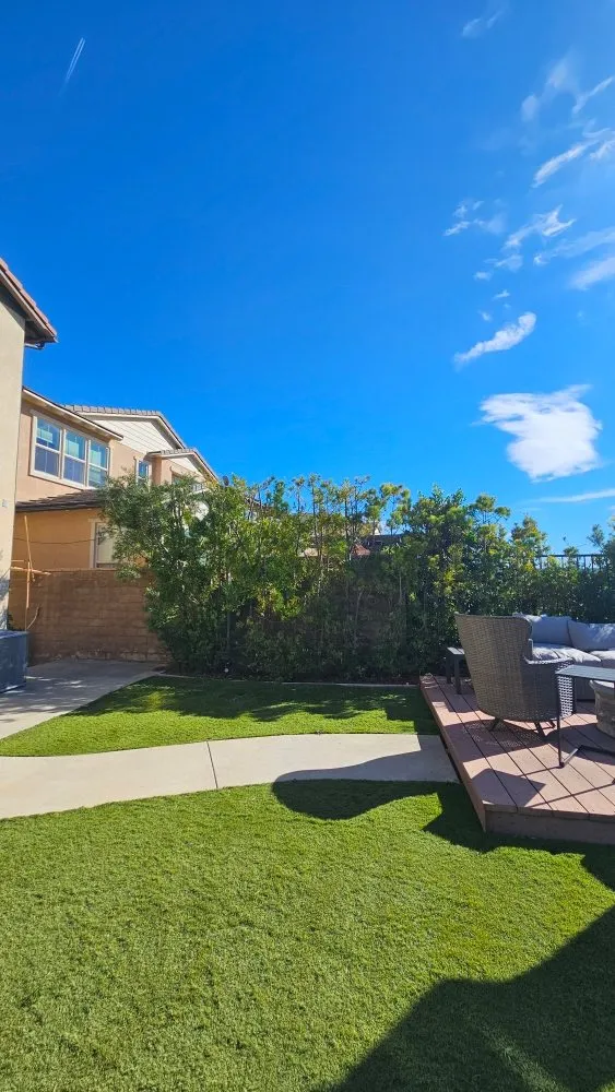 Expert lawn care service experts serving Laguna Niguel, CA - Adara Landscape