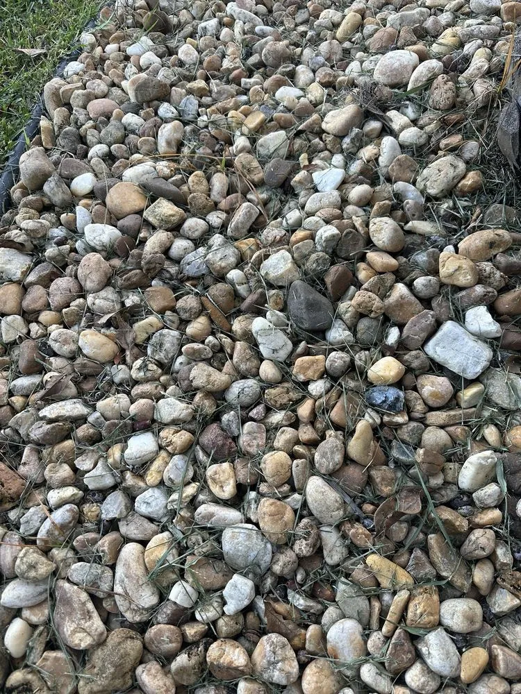 Custom yard maintenance in Greenacres, FL by AD&B Lawncare