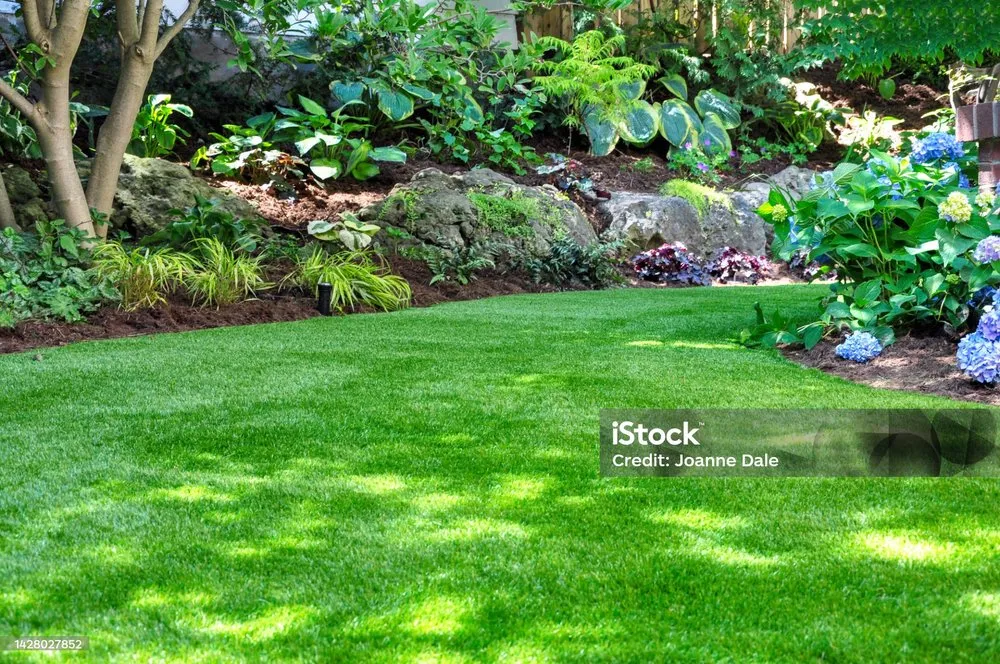 Custom outdoor landscaping in Lake Placid, FL by Addison Lawn Care