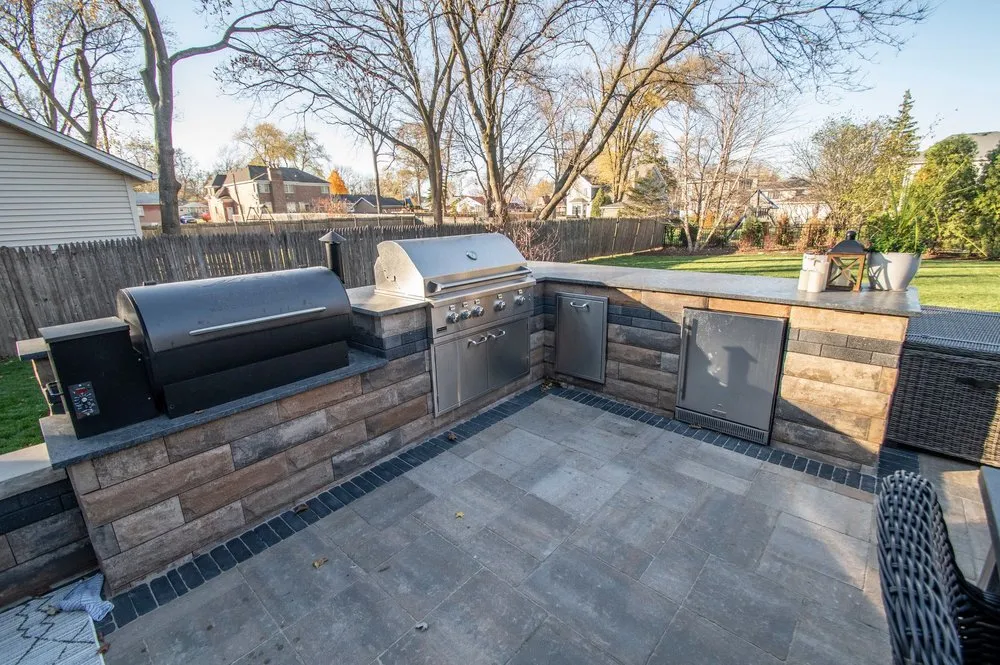 Custom lawn mowing service in Lombard, IL - Addlawn Landscaping