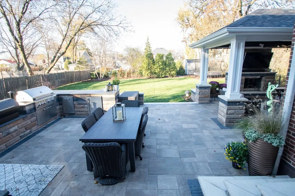 Top-rated yard maintenance in Lombard, IL - Addlawn Landscaping