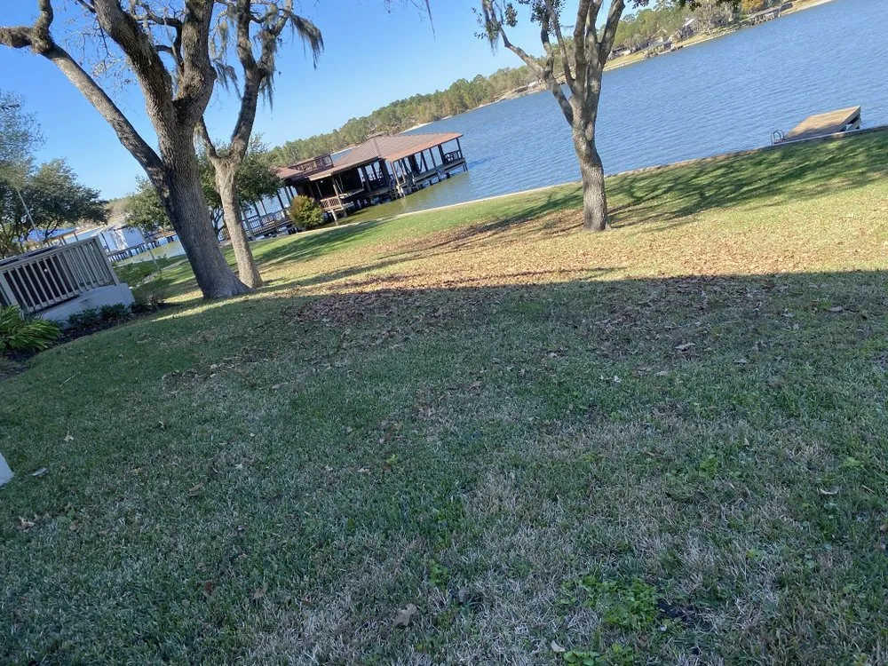 Affordable garden landscaping for residential properties in Huntsville, TX by Addy Kays Lawn Care