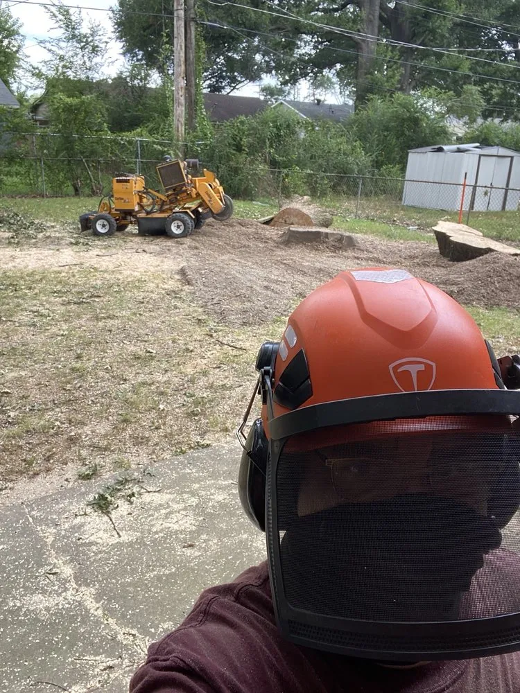 Custom outdoor landscaping in Memphis, TN - A.D&E Stump Grinder Services