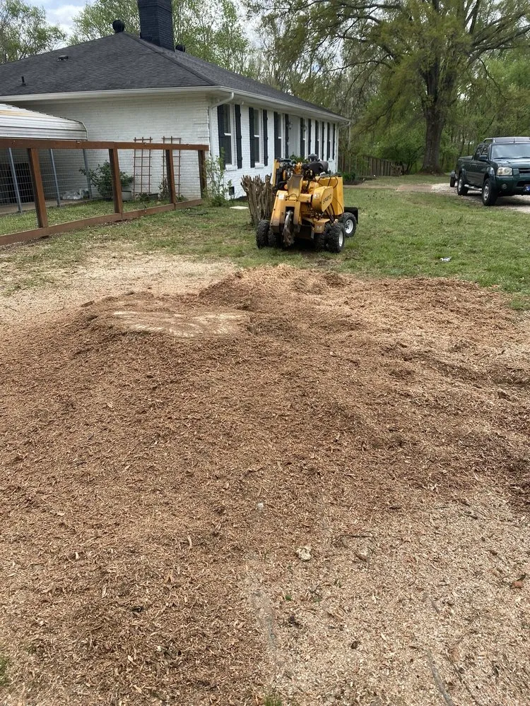 Trusted residential landscaping with custom design across Memphis, TN - A.D&E Stump Grinder Services