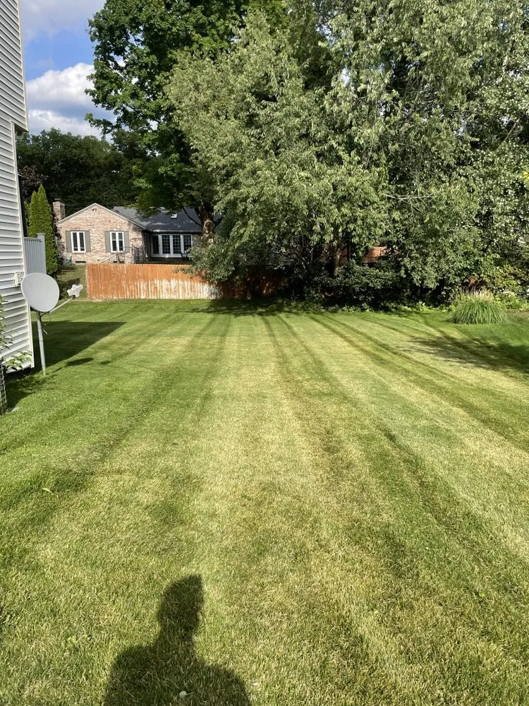 Custom garden landscaping experts serving Wyoming, MI - Adg Lawncare Services