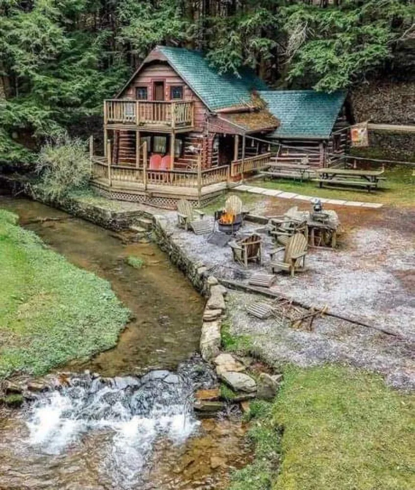 Expert garden landscaping experts serving Queensbury, NY - Adirondack rustic hardscapes