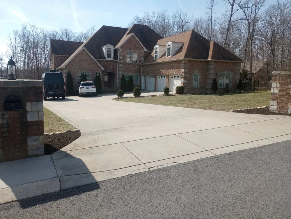 Trusted yard maintenance with custom design across Crossville, TN - Adkins Customs Lawn Care