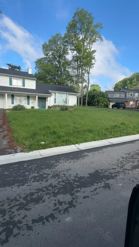 Top-rated landscape design experts serving Colerain Township, OH - Admirable Lawn Care