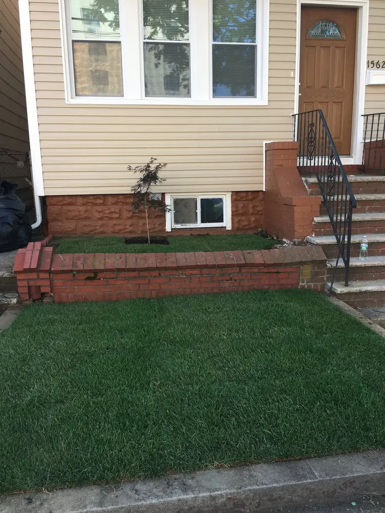Expert garden landscaping for beautiful yards in Brooklyn, NY by Admire Landscaping