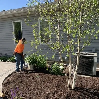 Reliable garden landscaping experts serving Carpentersville, IL - Adolfo Tree Services