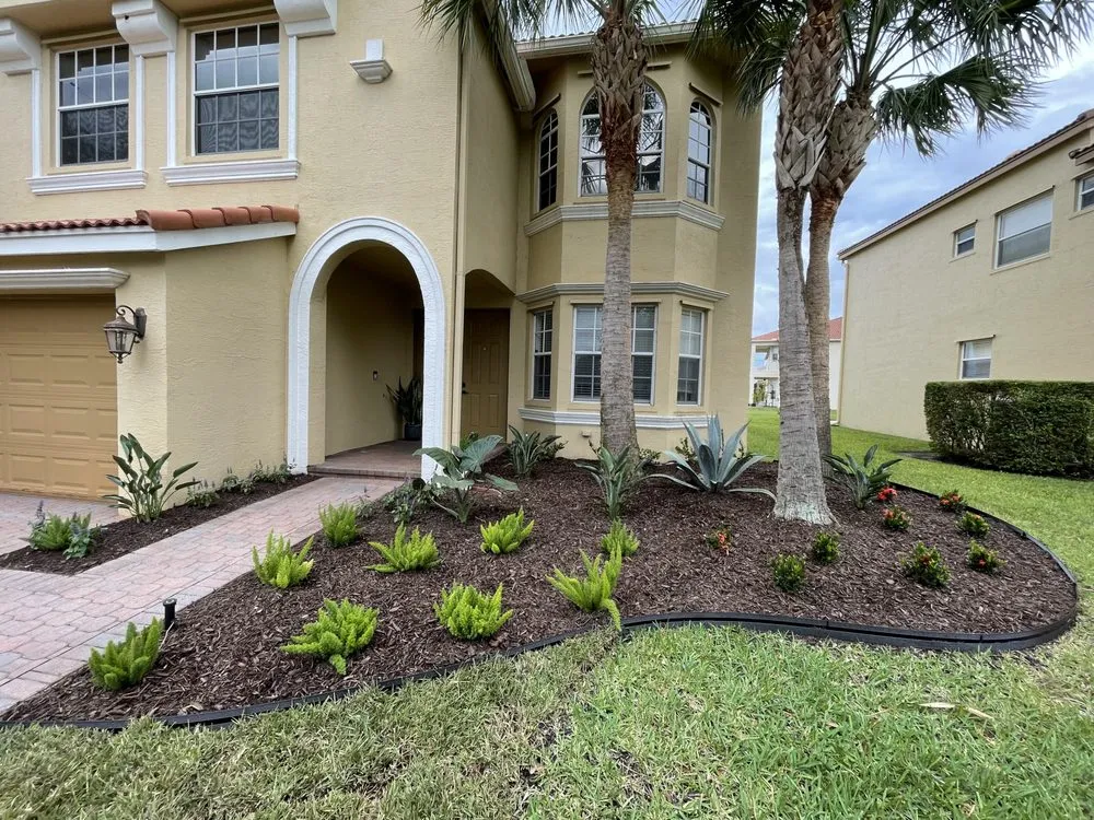 Custom yard maintenance experts serving Jupiter, FL - Adonay Landscaping