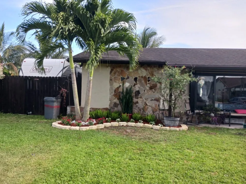 Affordable yard maintenance in Haverhill, FL by Adony's Lawn Care