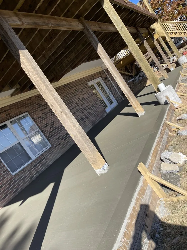 Affordable yard cleanup service experts serving Powell, TN - Adrian Landscape & Tree Service