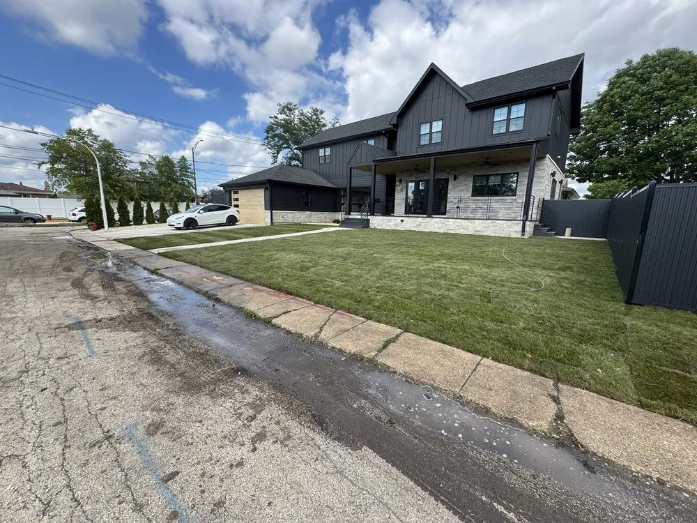 Expert residential landscaping in Niles, IL - Adrian Landscape and Hardscape