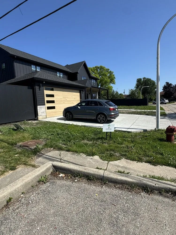 Top-rated yard cleanup service experts serving Niles, IL - Adrian Landscape and Hardscape