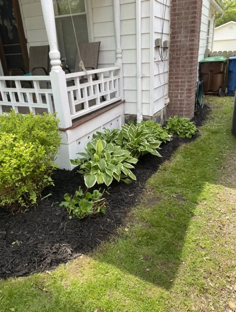 Local yard maintenance for beautiful yards across Clayton, MI - Adrian Lawn & Home