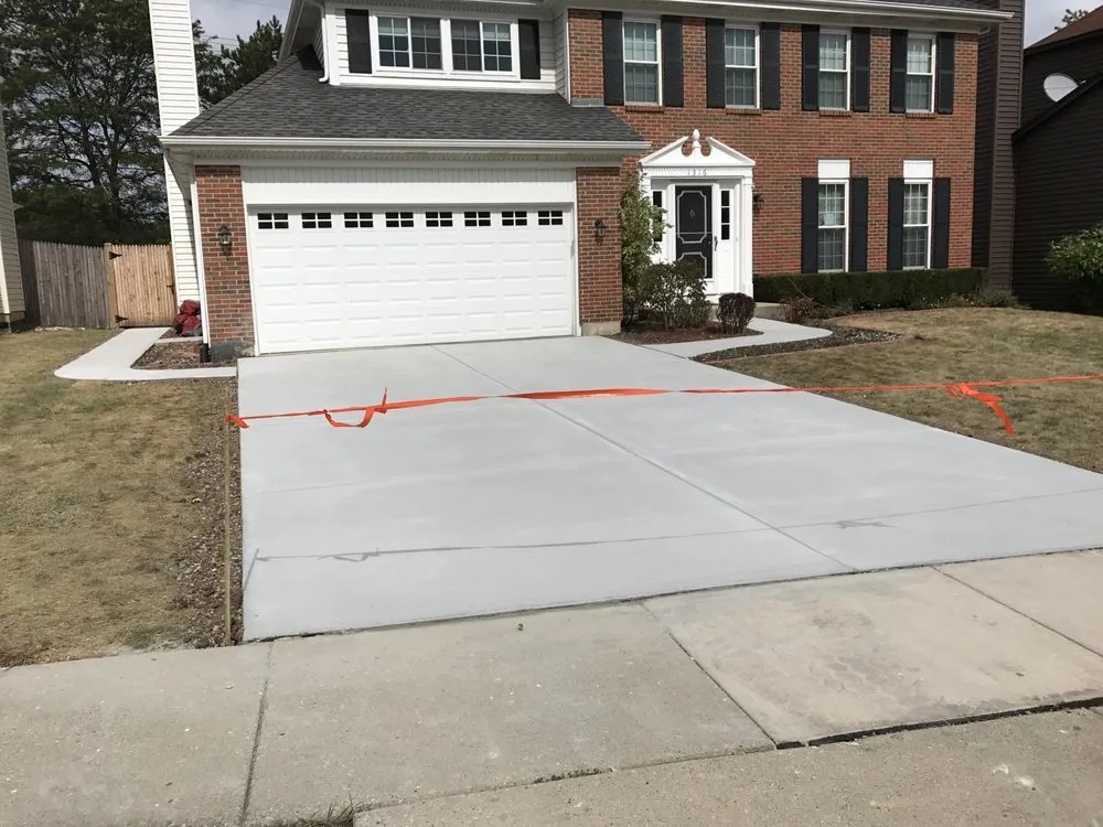 Custom residential landscaping in Mundelein, IL - Adrian's Landscape