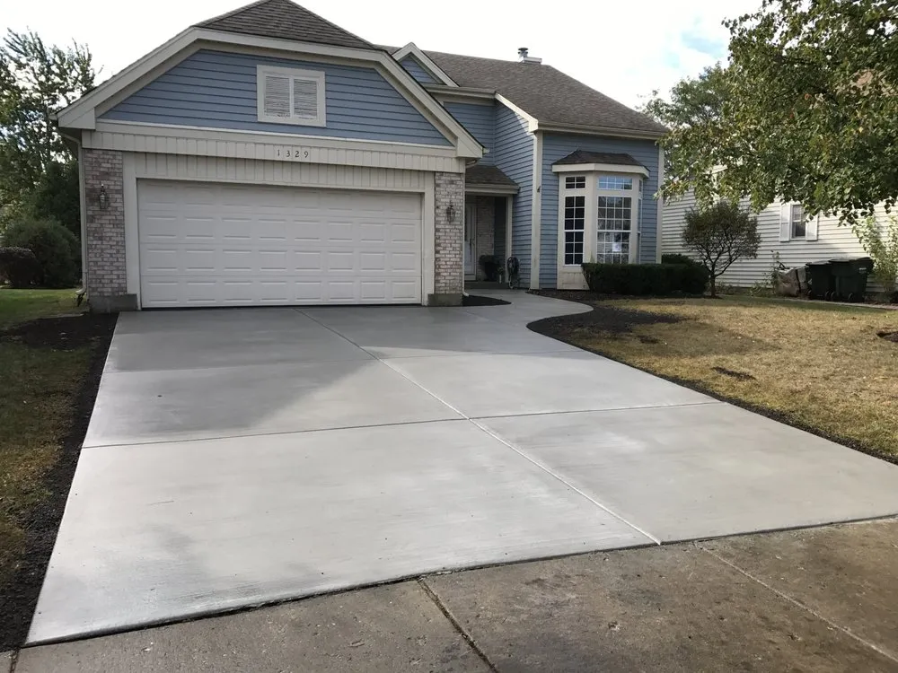 Trusted landscaping services in Mundelein, IL - Adrian's Landscape