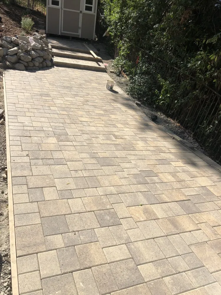 Trusted yard maintenance in San Fernando Valley, CA by Adrian’s Tree service & landscaping