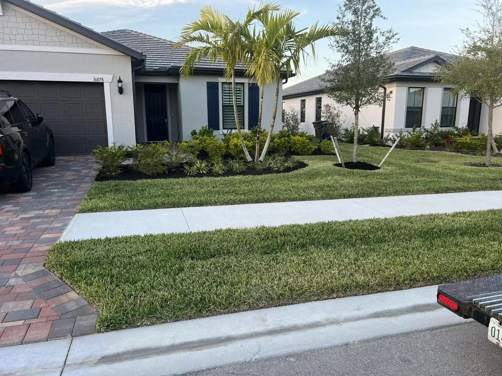 Professional garden landscaping in Lehigh Acres, FL - Advance Green Lawn Care