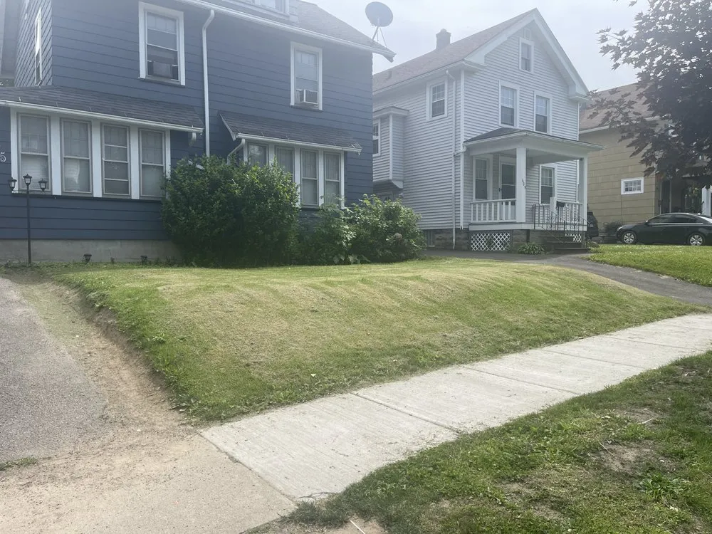 Reliable residential landscaping in Rochester, NY - Advance Lawn Care