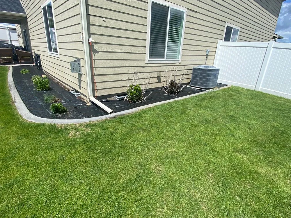 Trusted outdoor landscaping for homes across Post Falls, ID - Advanced Bark Blowing