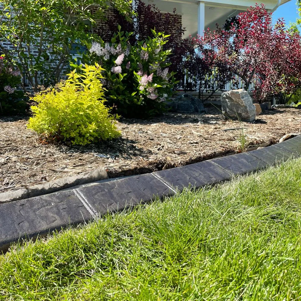 Top-rated yard maintenance experts serving Fort Collins, CO - Advanced Curb Design